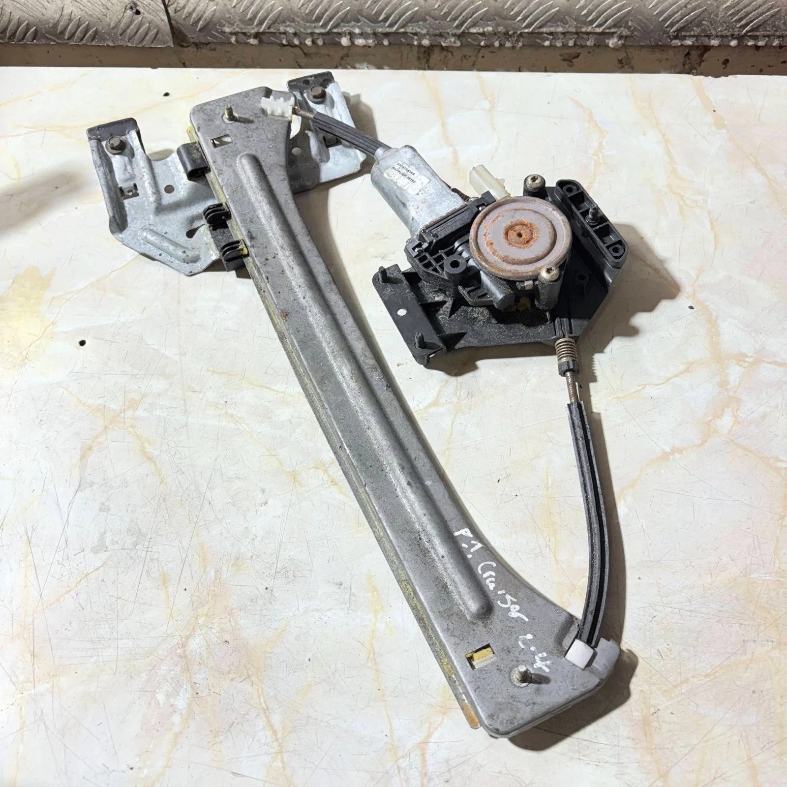 CHRYSLER PT CRUISER 00-10 5DR REAR PASSENGER LEFT WINDOW REGULATOR 05067543AA
