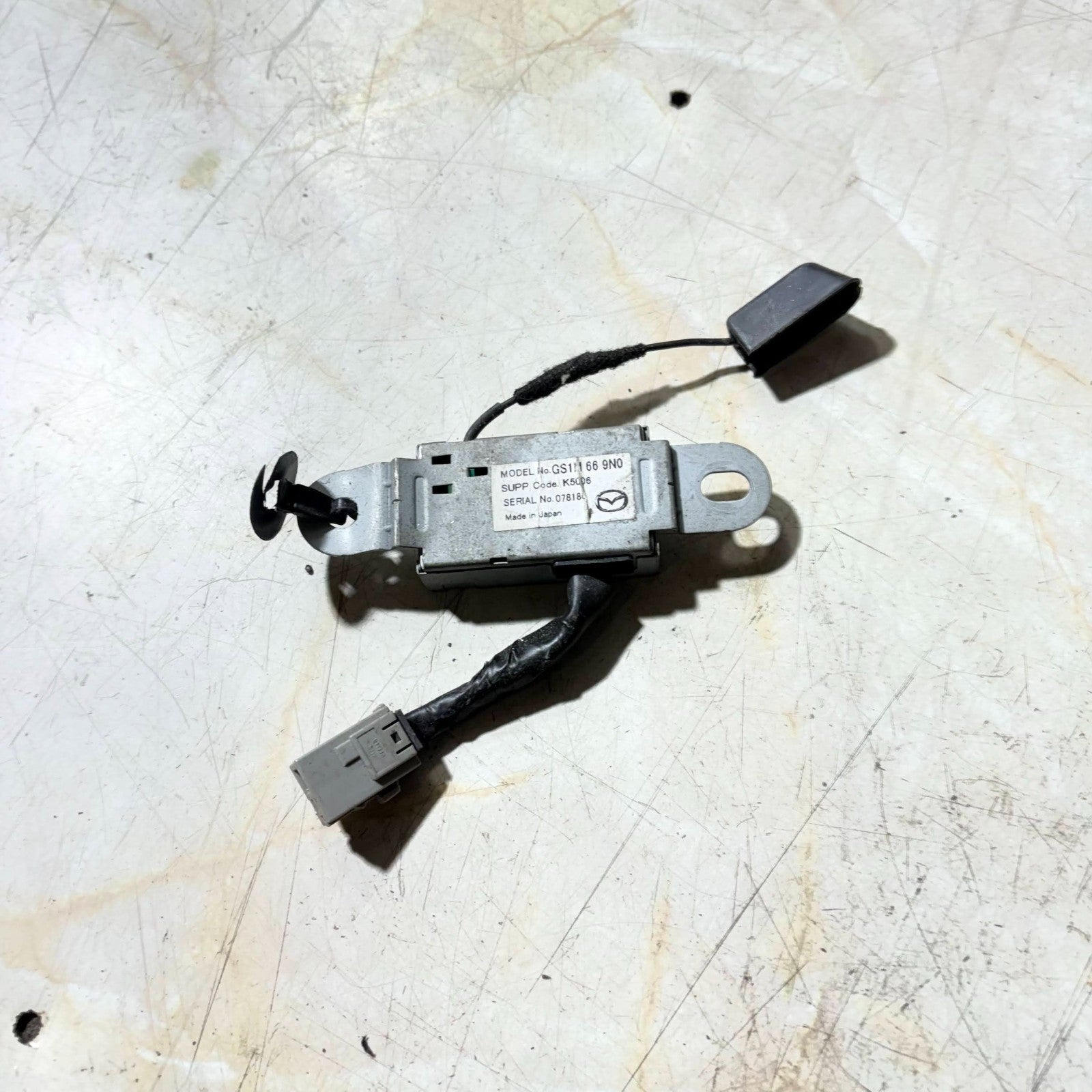 Mazda 6 GH 2008?2013 Aerial Antenna Amplifier GS1M-669N0