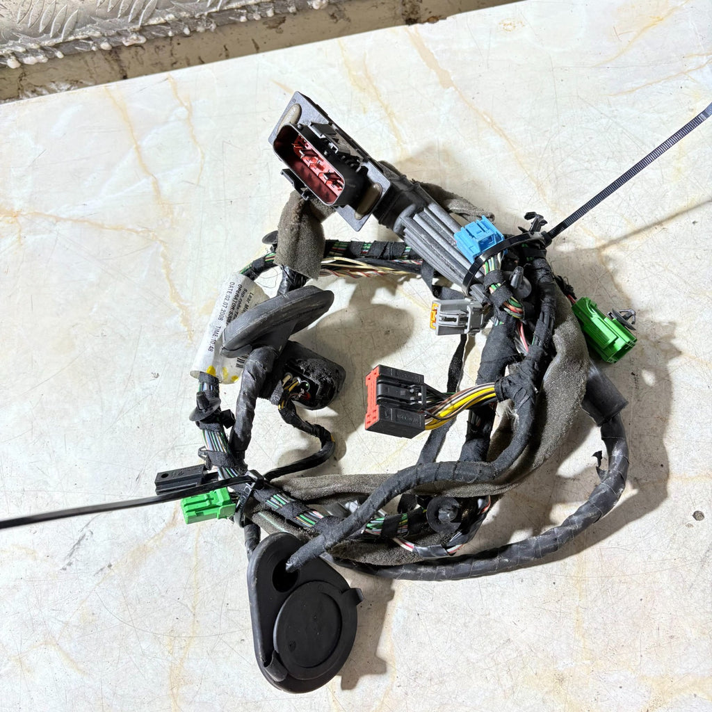 2008 Volvo Front Left NSF Door Wiring Harness Loom 30728406