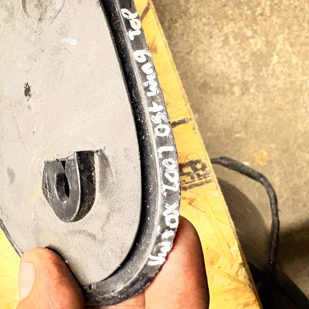 VOLKSWAGON Fox 2005-2012 Right Front Top Wing