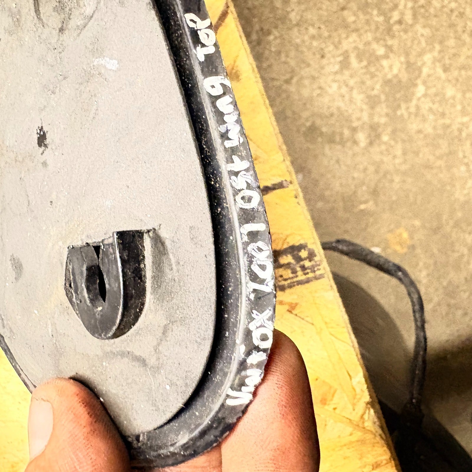 VOLKSWAGON Fox 2005-2012 Right Front Top Wing