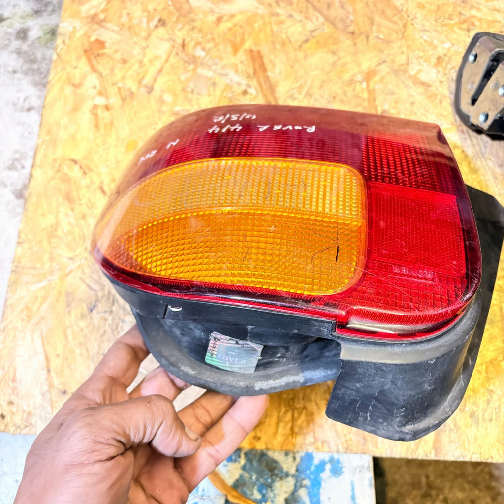 ROVER 414 1995-1999 5DR REAR TAIL LIGHT DRIVERS SIDE OFFSIDE REAR