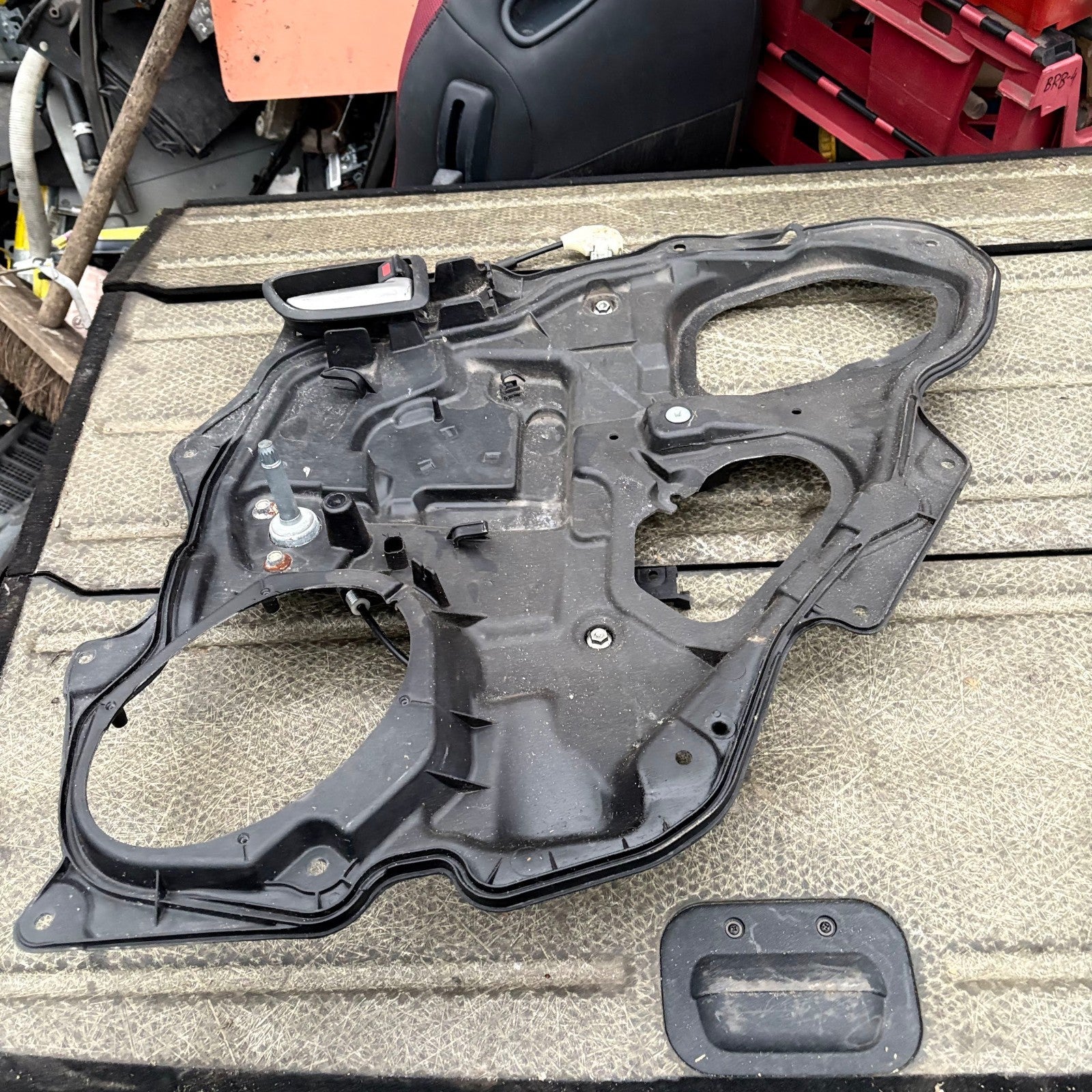 Mazda 3 Rear Right Manual Window Regulator & Inner Door Handle BP4L7297XG 03-08