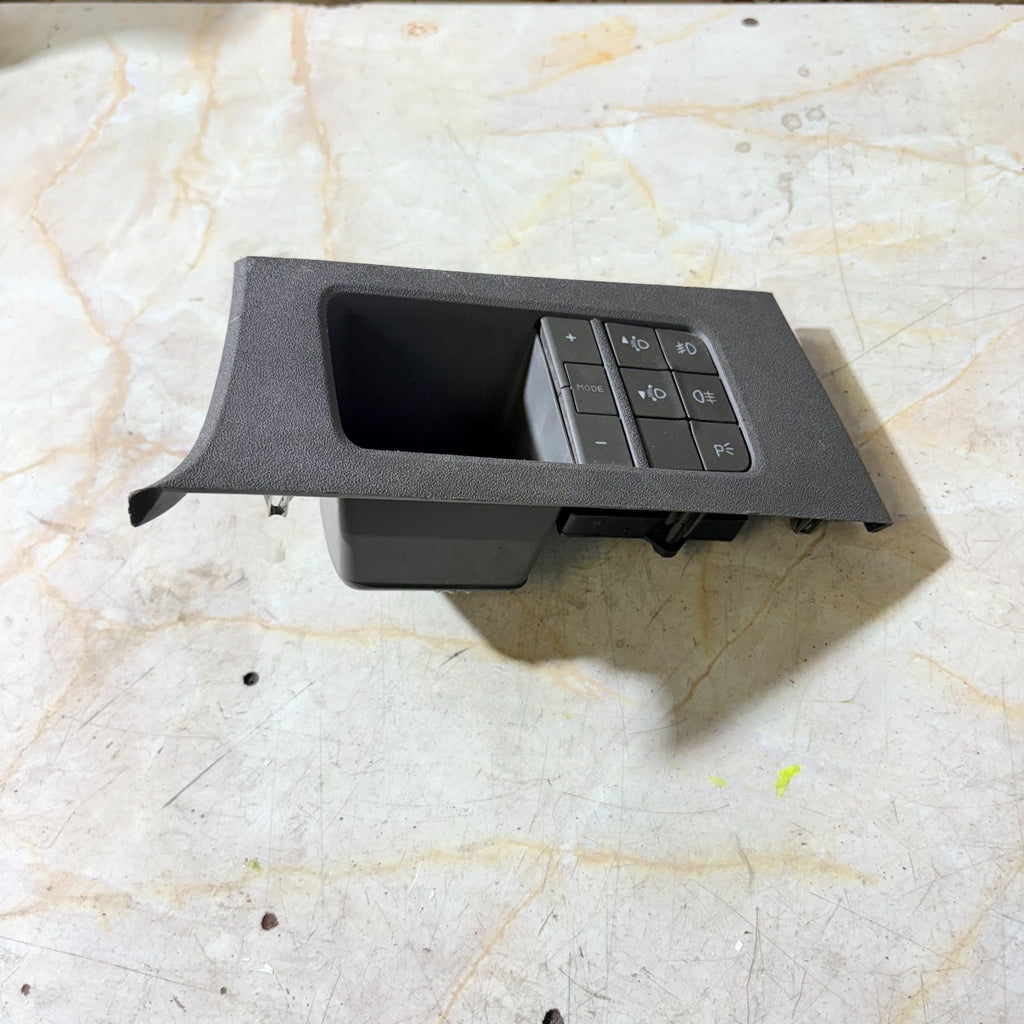 2006 FIAT IDEA HEADLIGHT ADJUSTER AND FRONT AND REAR FOG LIGHT SWITCH 12000397