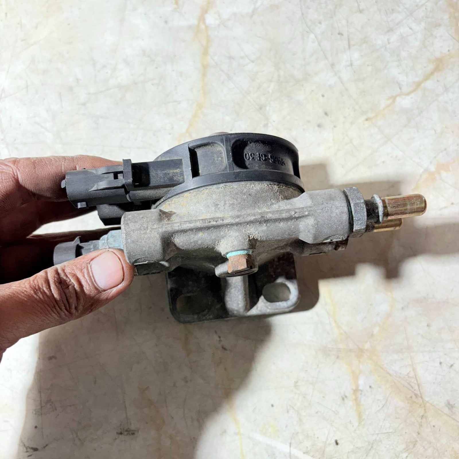 IVECO DAILY III 50C14 2004-2006 3.0 136HP DIESEL FUEL FILTER HOUSING HEAD PUMP