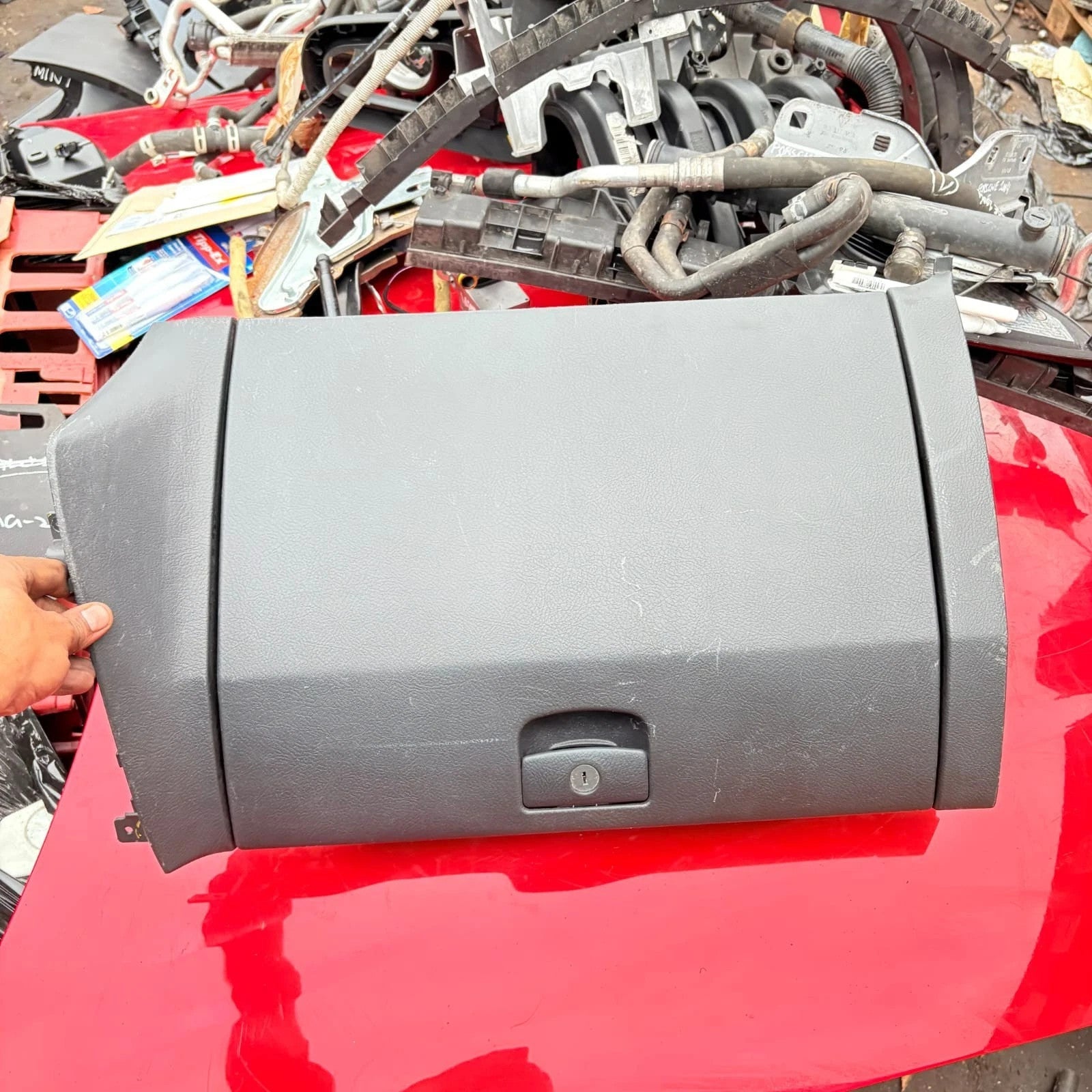 Kia Sorento BL 2002-2008 Dashboard Glove Box Compartment 84541-3E700