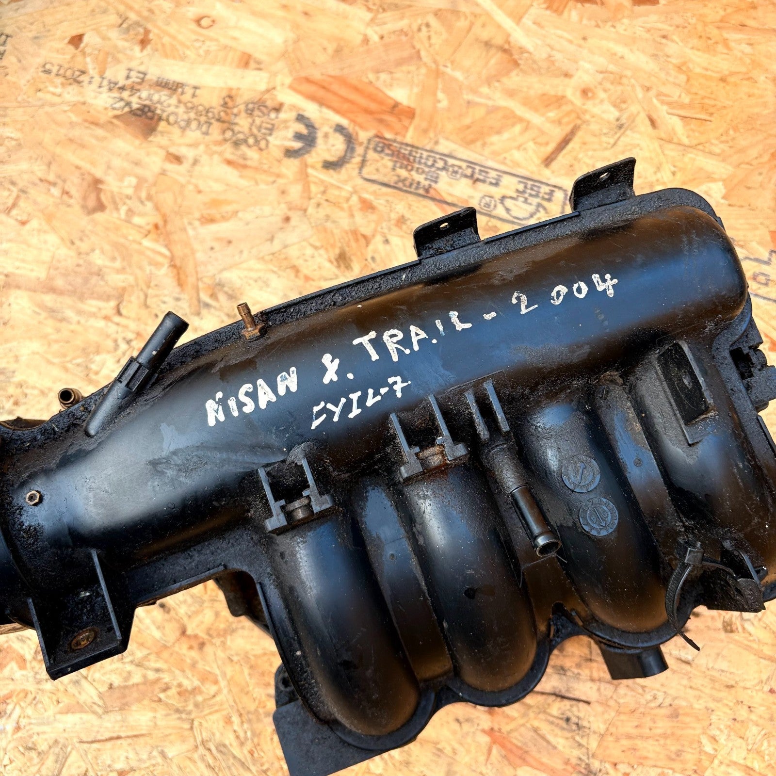 NISSAN X-TRAIL 2001-2007 INLET MANIFOLD