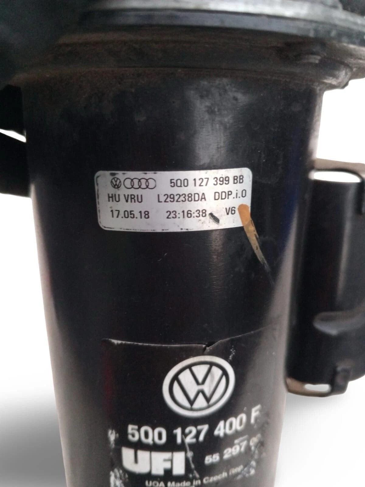 16-18 SKODA OCTAVIA MK3 VW GOLF 1.6 CXX FUEL FILTER HOUSING 5Q0127399BB