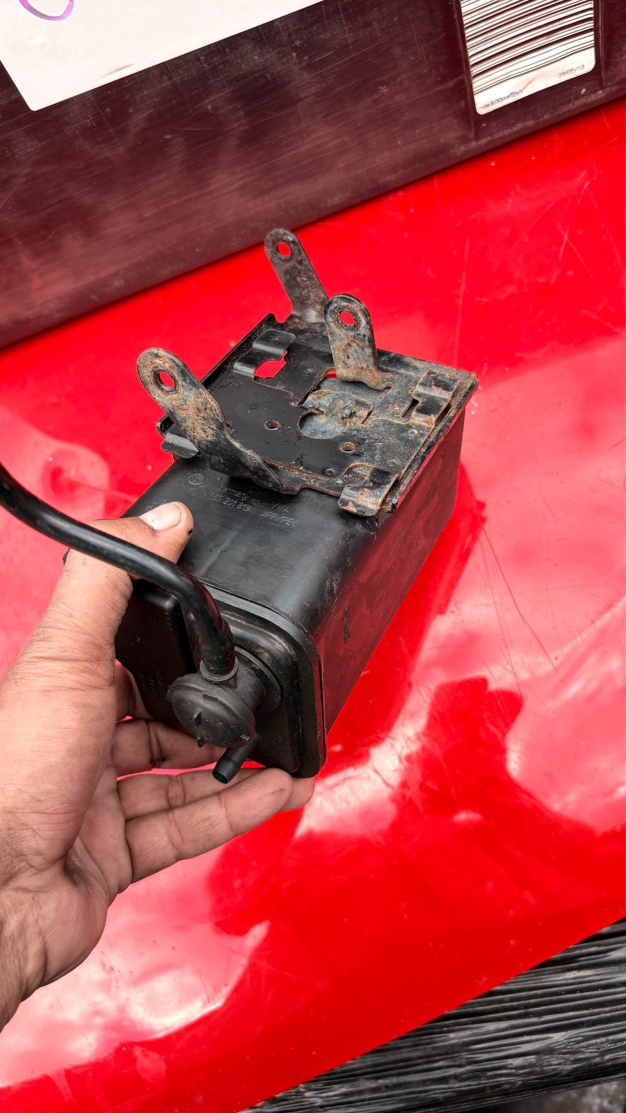 2004 VW GOLF CAXA CHARCOAL CARBON FILTER CANISTER 1KO 201 801 B