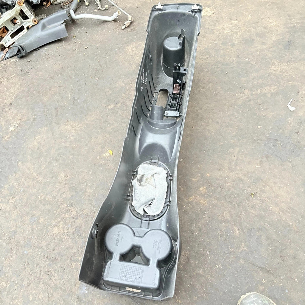 NISSAN MICRA CENTRE CONSOLE 2012