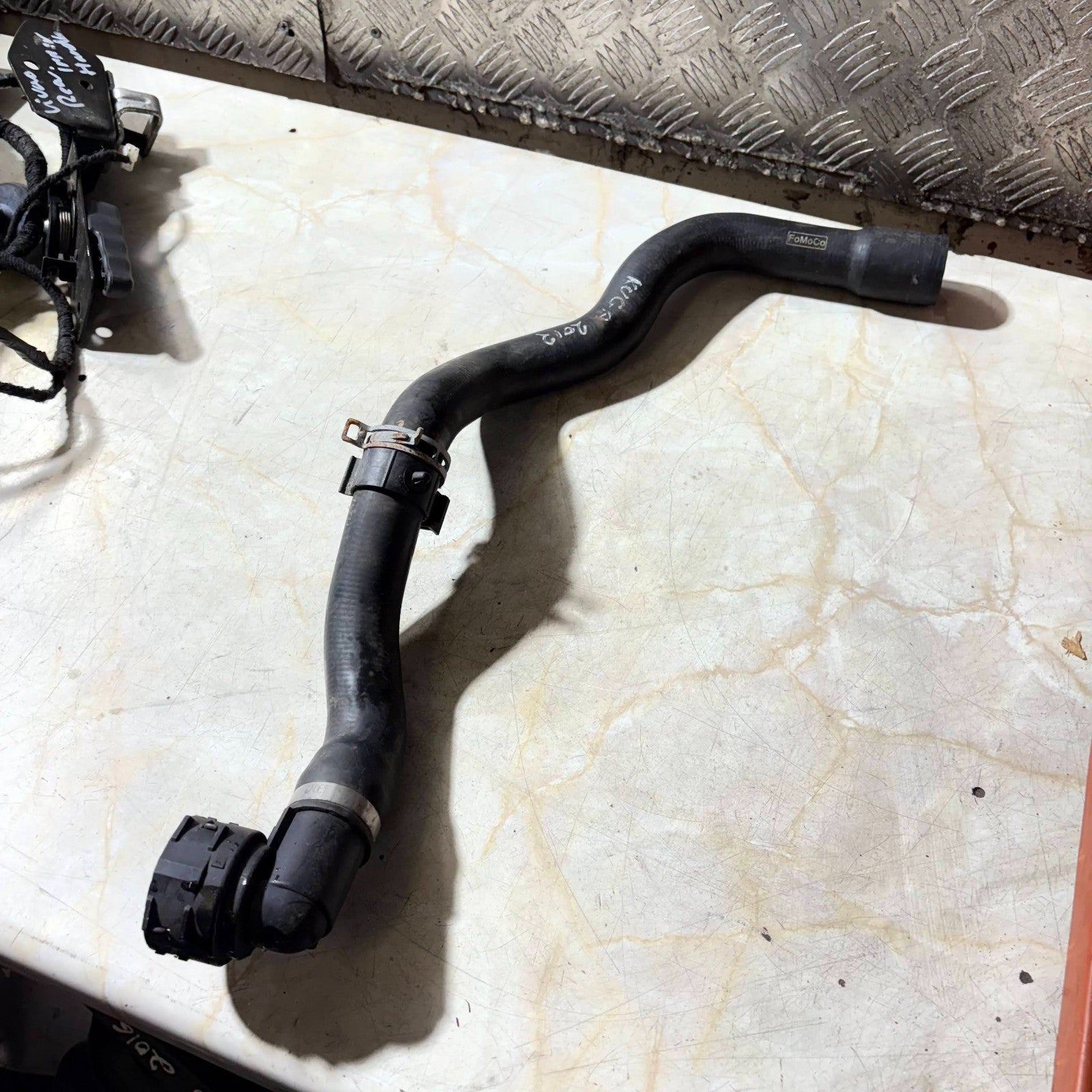 FORD KUGA WATER COOLANT PIPE HOSE FV41-8286-AC MK1 2012-2018