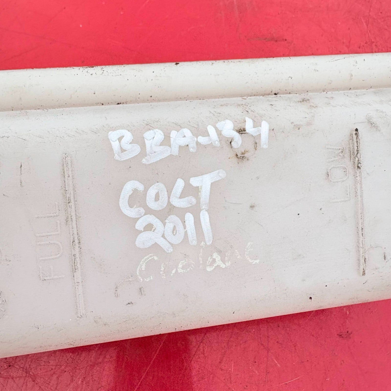 Mitsubishi Colt Expansion Tank coolant A 454 500 02 49 MN130400 2005-2012