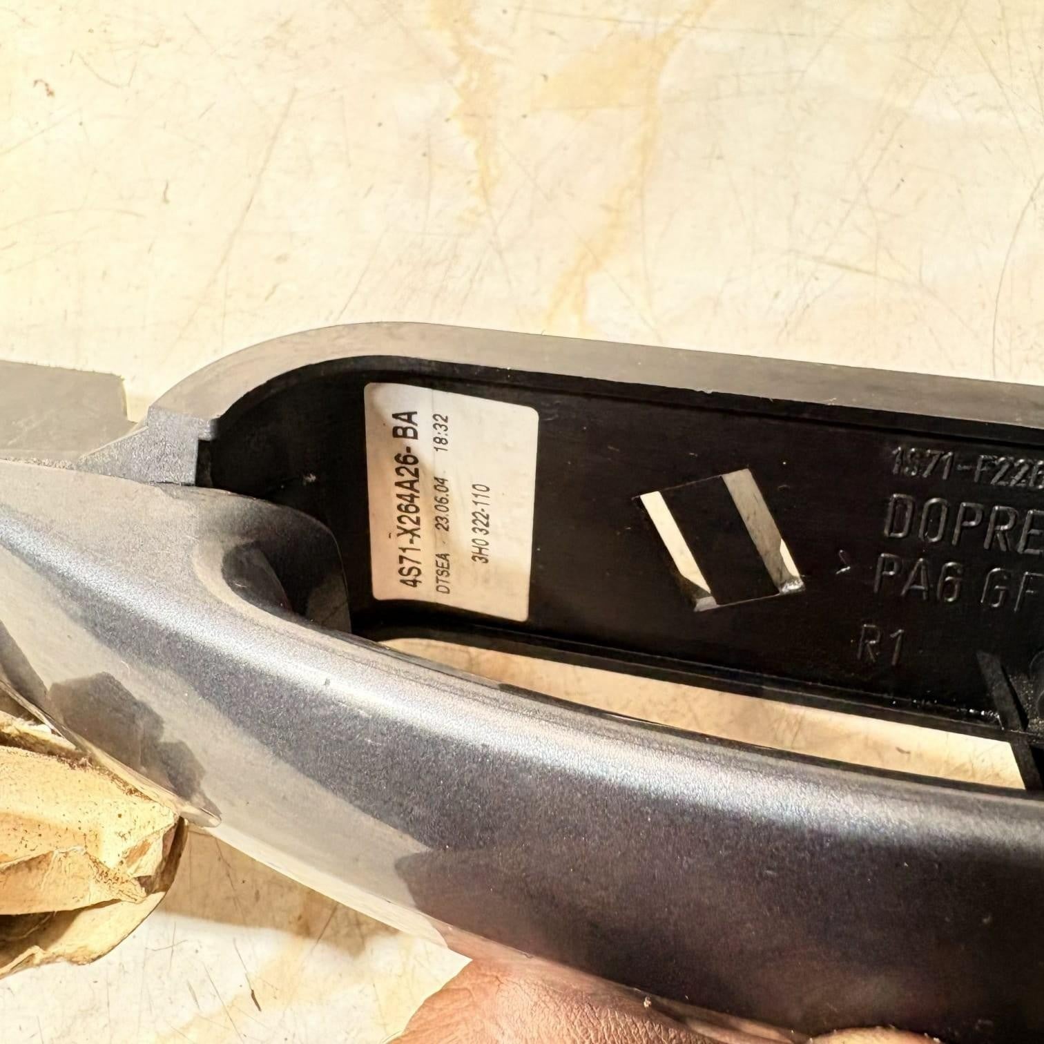 Ford Mondeo 2000-2007 Exterior Handle 1S71-F226B22-Ac Black