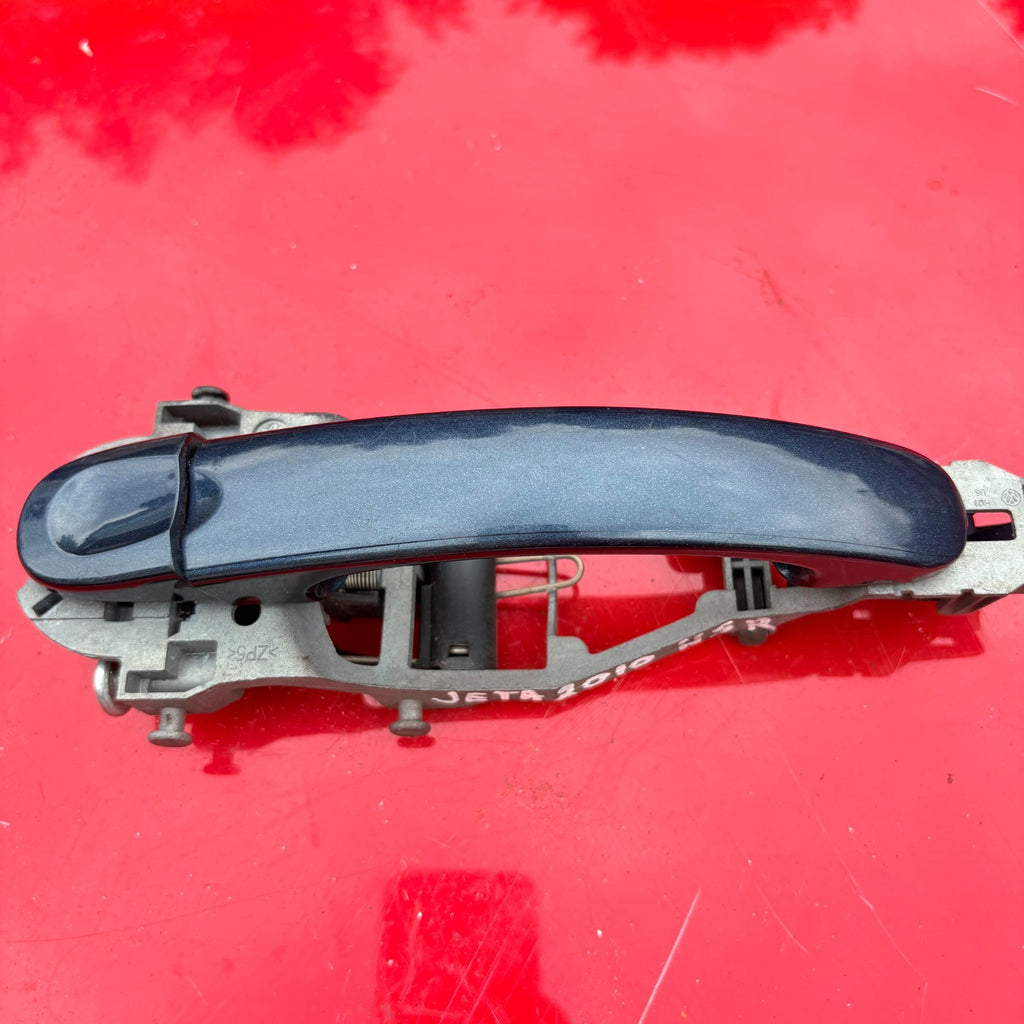 VW Jetta 2010-2014 Left Rear Passenger Side Exterior Door Handle