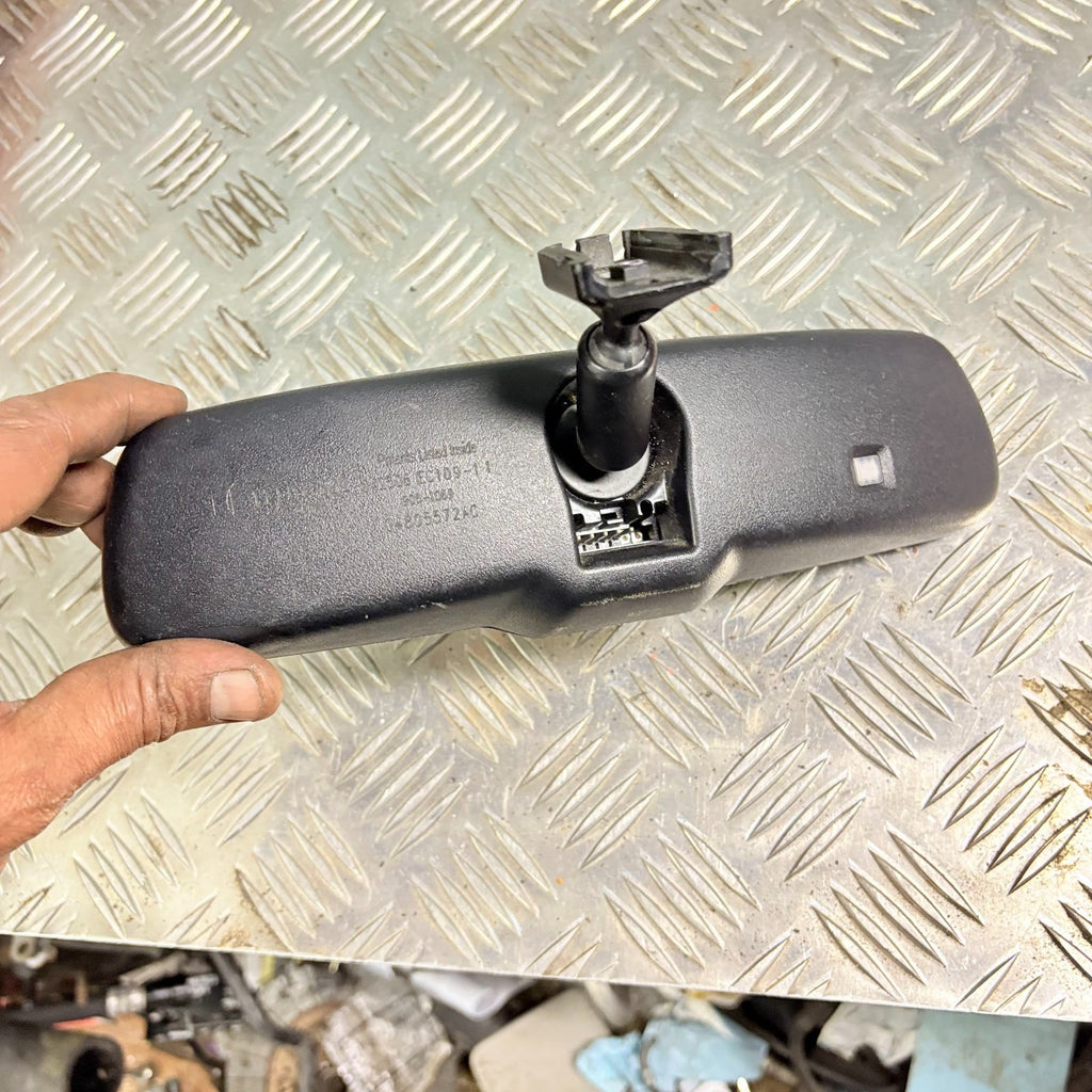 Dodge Caliber MK1 2006-2011 2.0 CRD 5Dr Auto Dimming Rear View Mirror 04805572AC