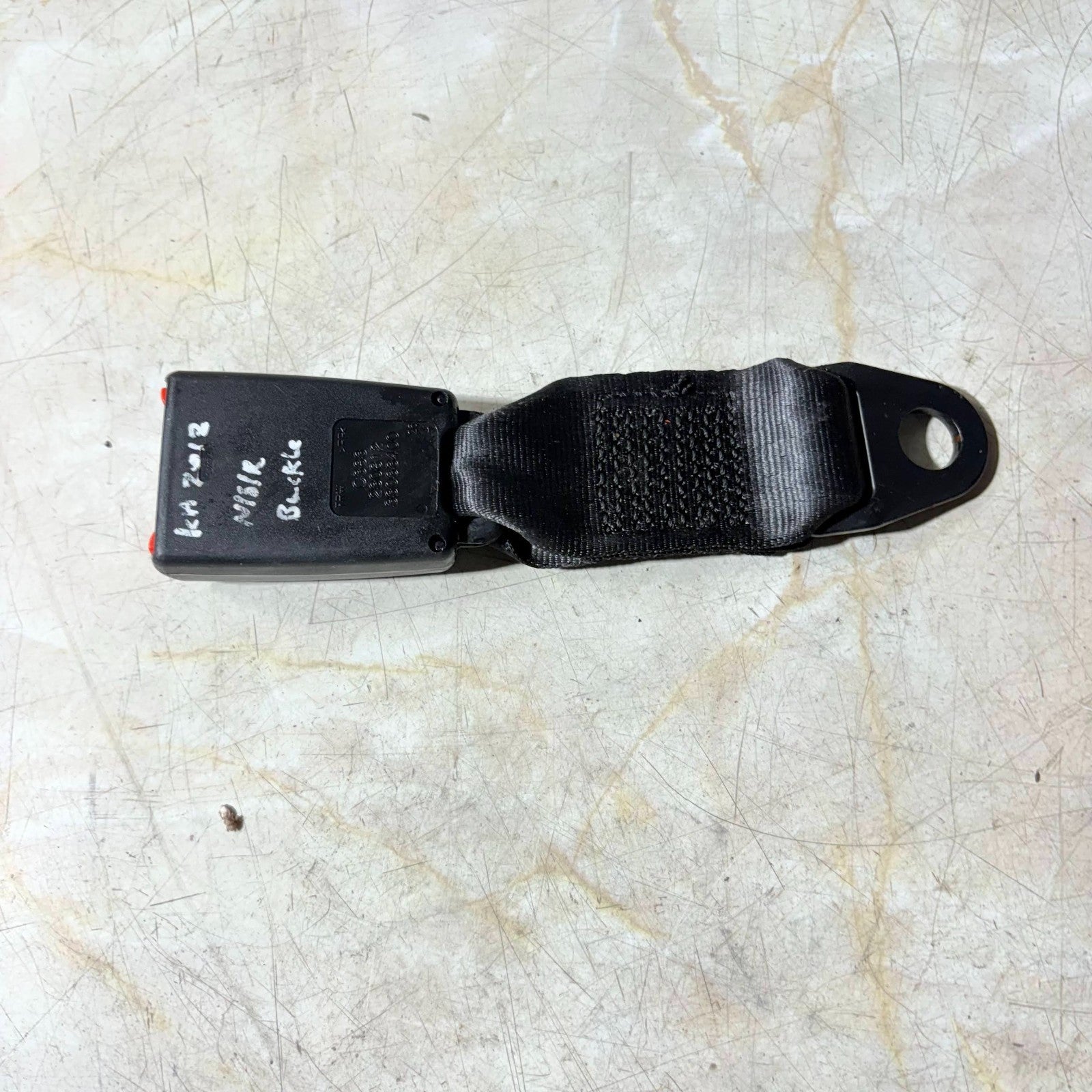 Ford KA (2018?2021) Rear Passenger Side Seat Belt Buckle 33033400