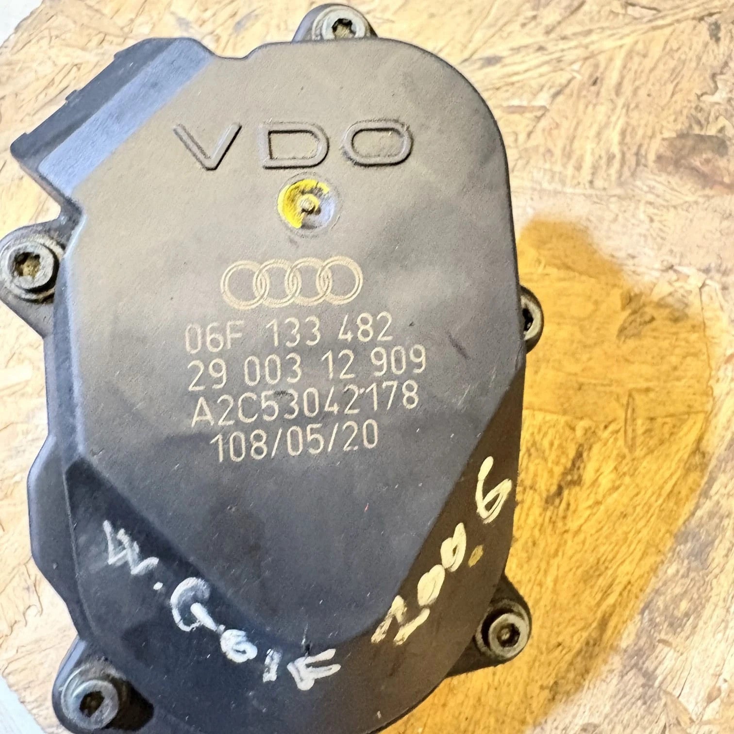VW AUDI ACTUATOR FLAP MOTOR 2.0 TFSI SEAT SKODA 06F133482 2006