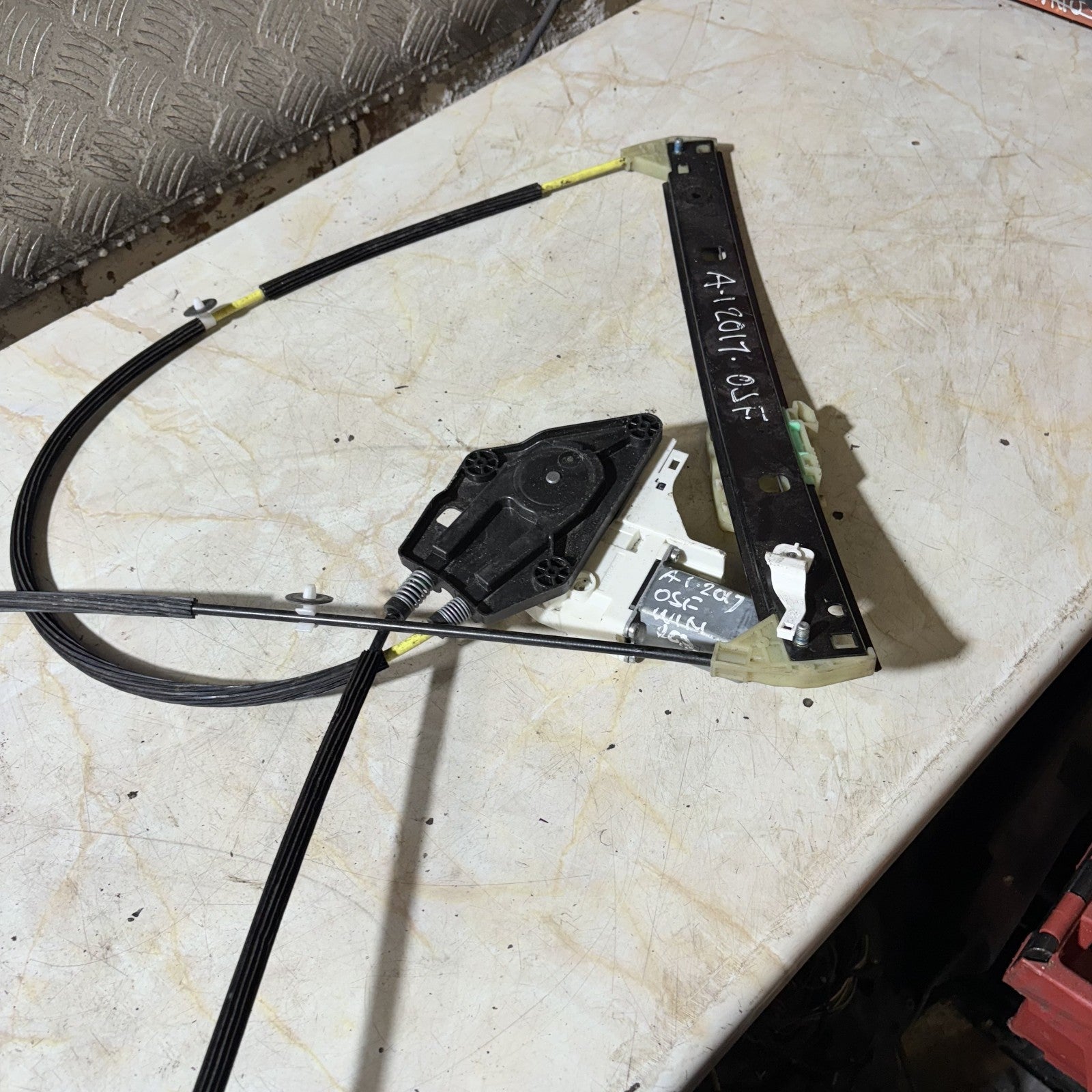 Audi A1 Sportback 2011-2018 Front Right Electric Window Regulator 8X4 837 462A