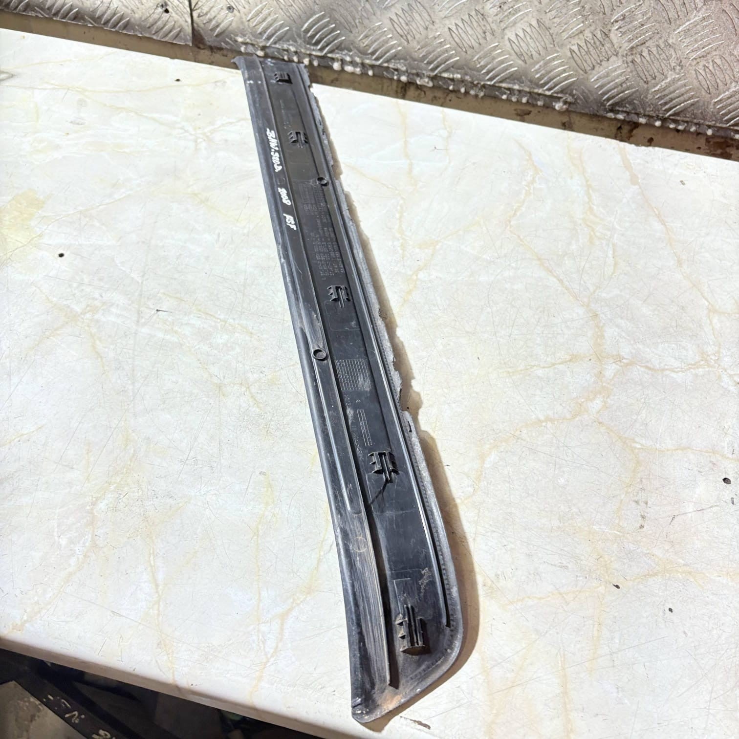2008 BMW 3SERIES E91 320D LCI ESTATE FRONT LEFT KICK PLATE SILL TRIM 7183109 NSF