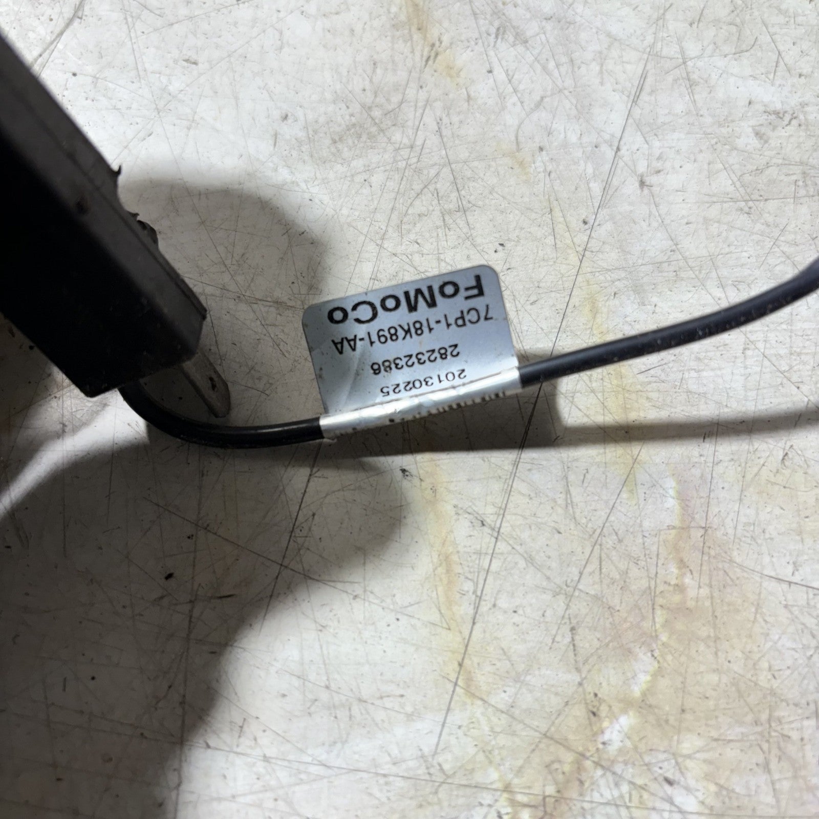FORD FOCUS Antenna Aerial Amplifier 28232386