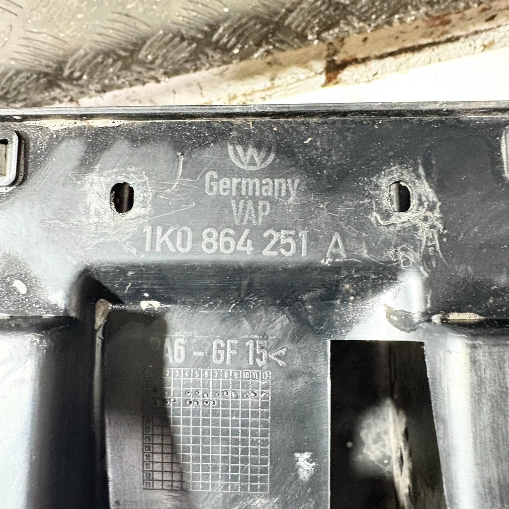 VW Golf TDI MK5 2004-2009 Centre Adjustable Armrest Console Frame 1K0864251A