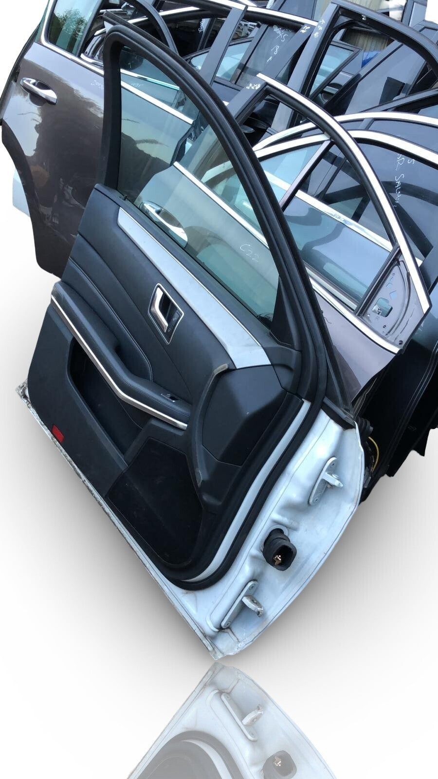 Mercedes E-Class S212 Estate 2009-16 Complete Front Left Door White Free Postage