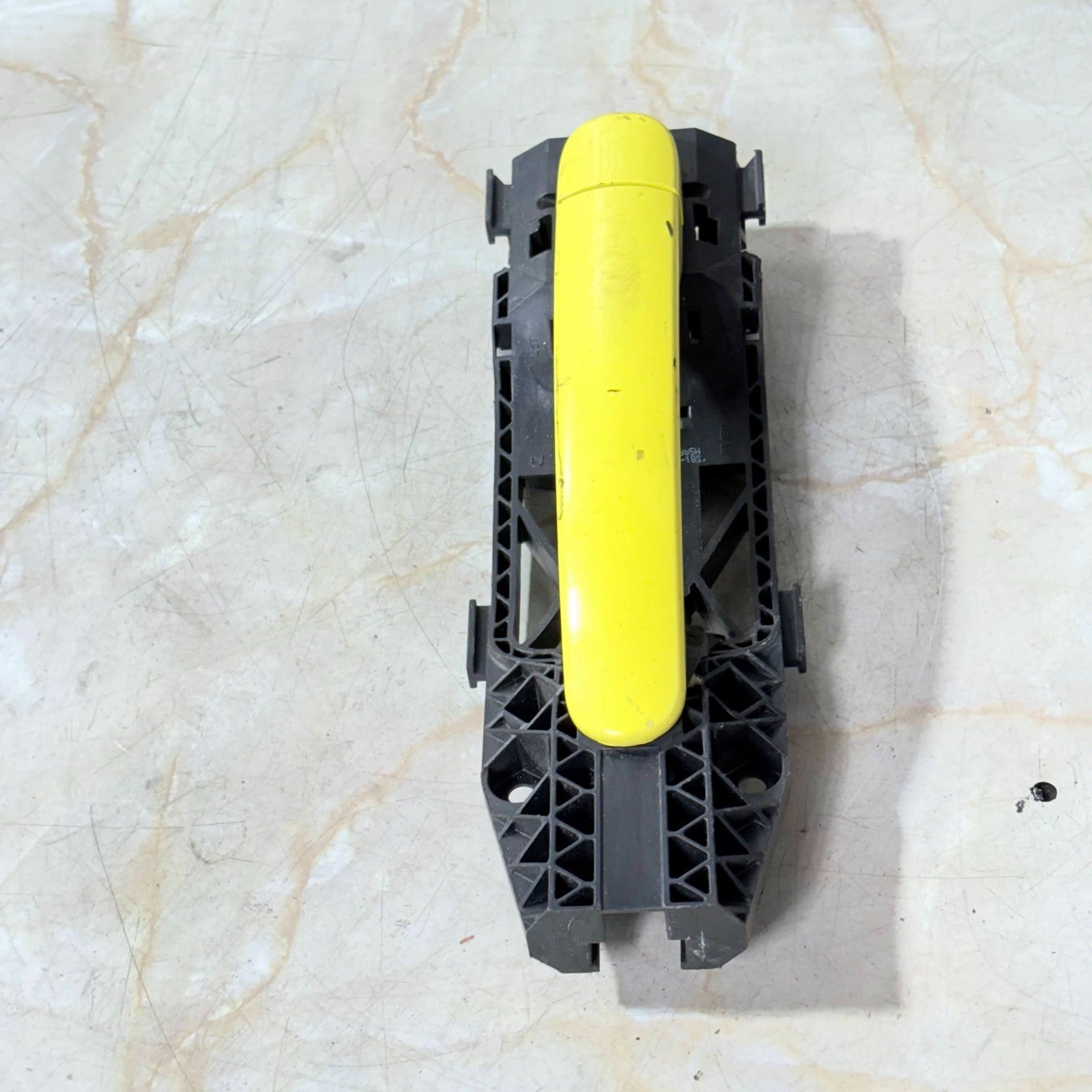 Skoda Rapid 2012-2017 Left Front Exterior Door Handle NSF Yellow 5N0837205M