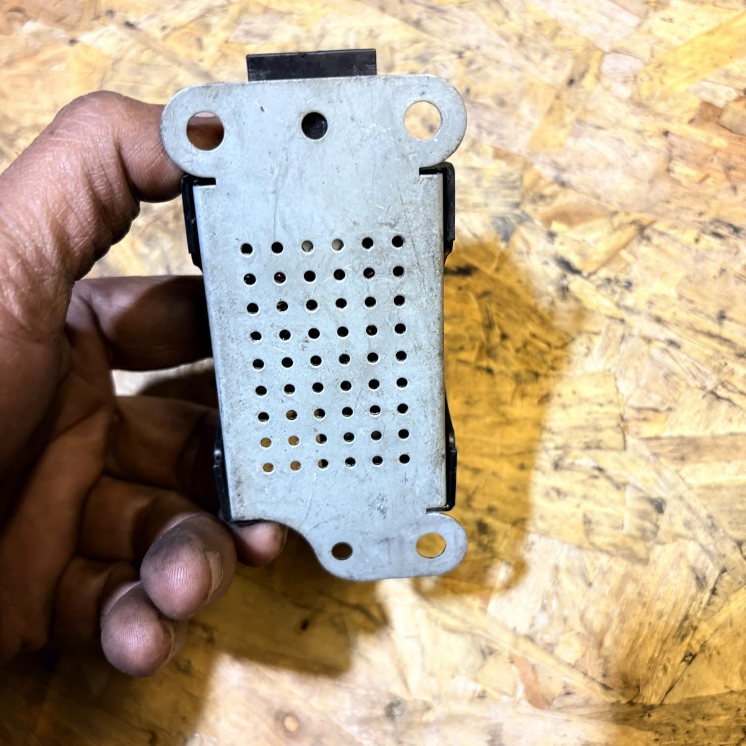 VW Golf Mk6 Radio Antenna Amplifier Module 5M0035570B 2010