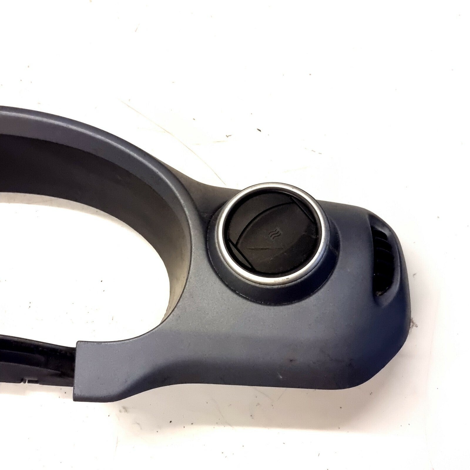Suzuki Alto 2009-2014 Nissan Pixo 2009-2013 Speedo Surround Air Vent 73311-68K0