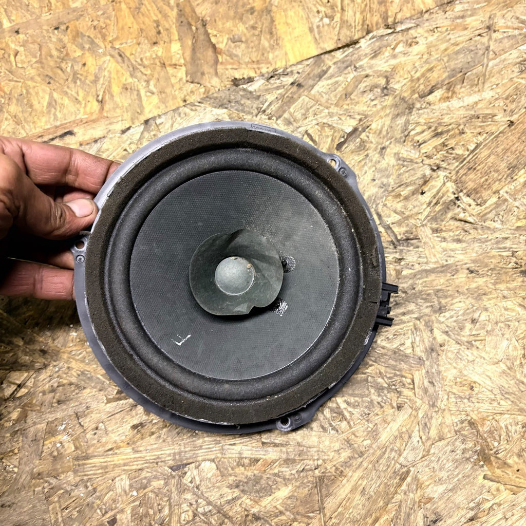 Ford Fiesta Mk7 2008-2017 5 Door Rear Right Door Speaker AA6T18808CA 4Ω