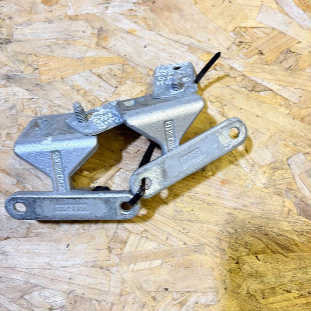 Mercedes C Class W203 S203 Rear Right Upper Door Hinge A2037300637 2000-2007