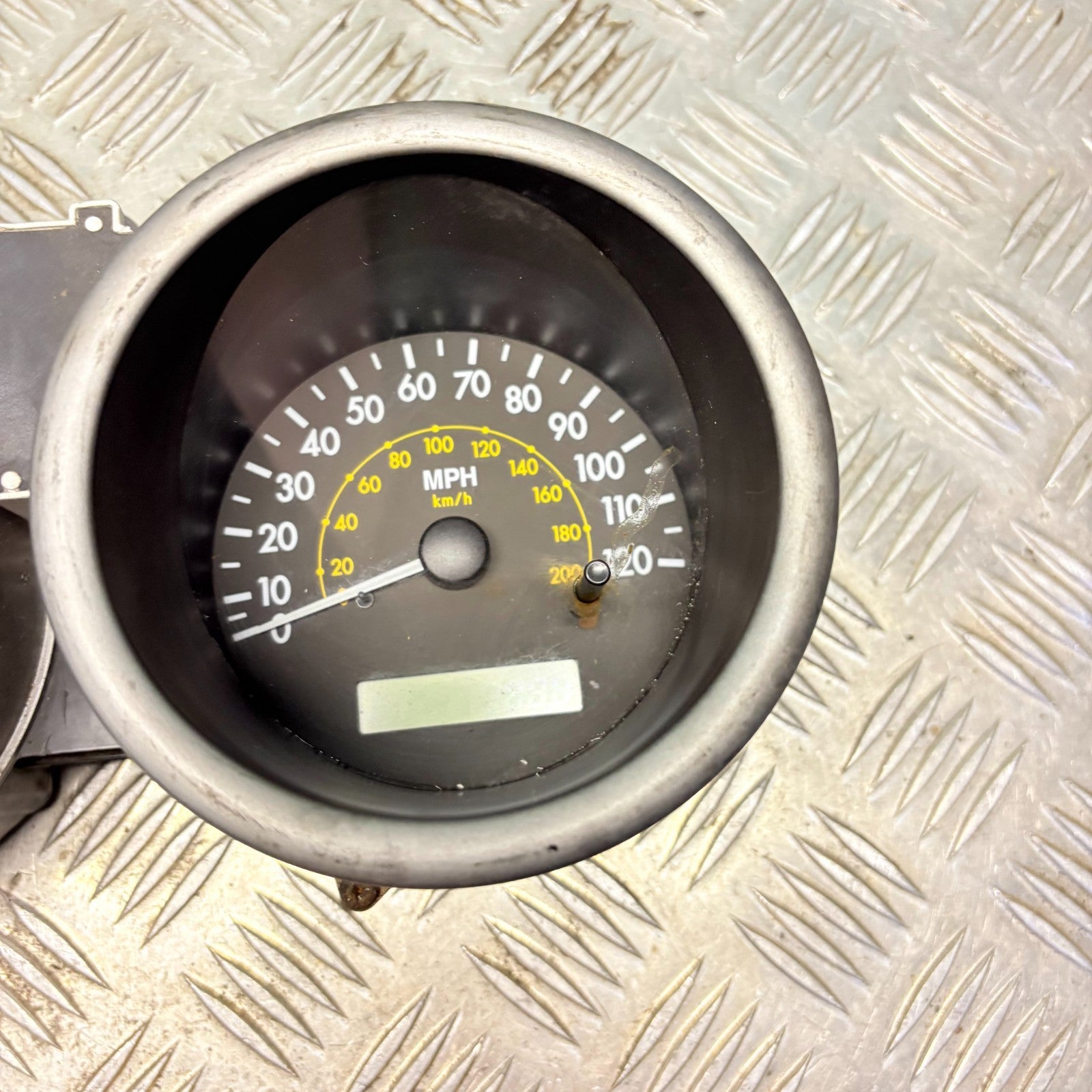 Chevrolet Kalos 2006 Petrol Speedometer Instrument Cluster 96416700