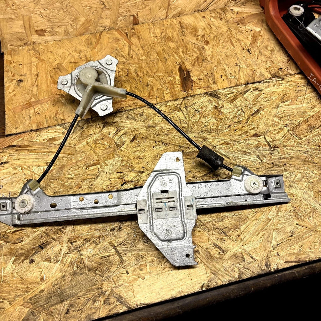 Citroen C3 Mk2 2009-2016 5DR NSR Rear Left Manual Window Regulator 9683129080