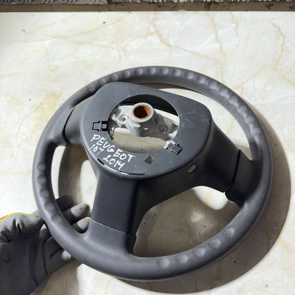 Peugeot 107 Citroen C1 Toyota Aygo 2005-14 3-Spoke Steering Wheel GS120-01840