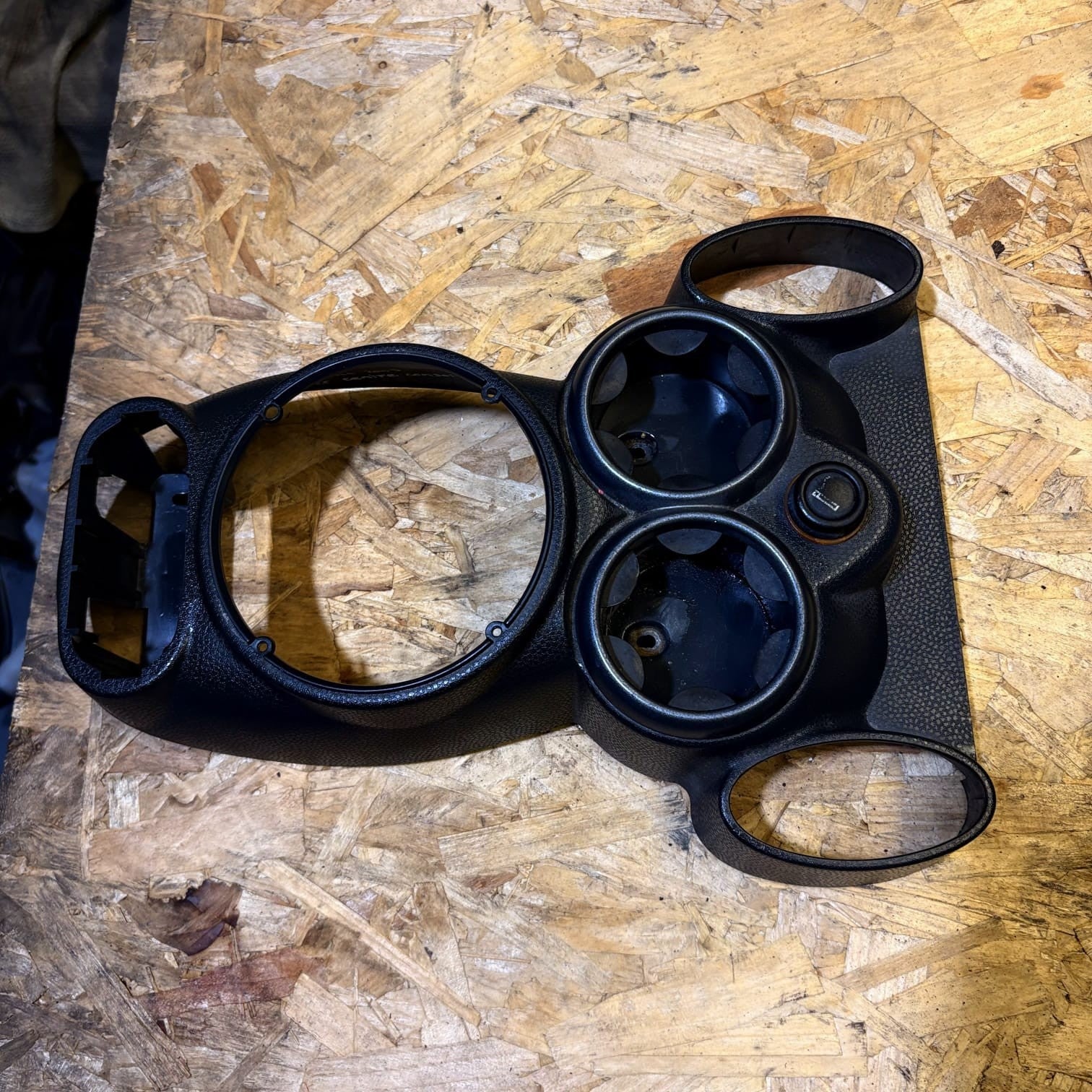 MINI COOPER 2005 CENTRE CONSOLE CUP HOLDER TRIM 51167147186