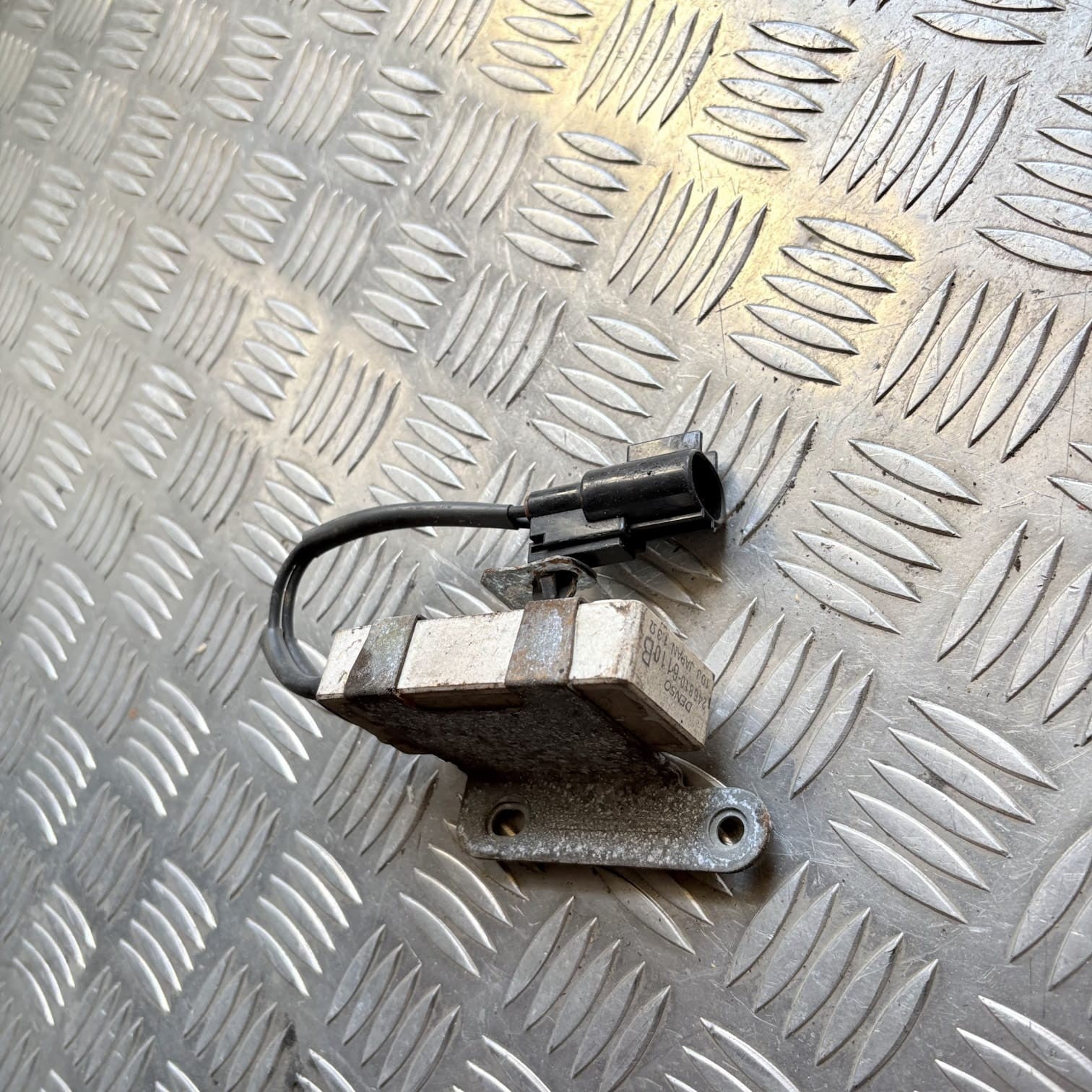 TOYOTA YARIS 2007 MK2 RADIATOR FAN RELAY 246810-6110B 1.3 PETROL