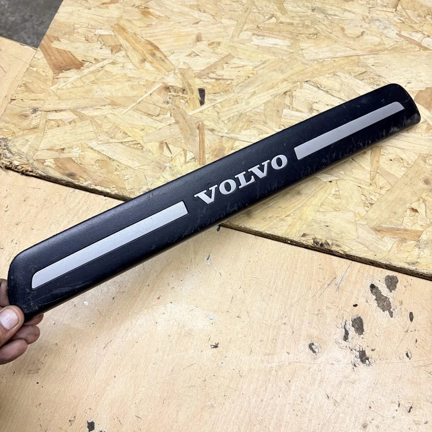 Volvo S40 2004-2012 V50 2004-2012 Front Passenger Sill Scuff Plate 08622671