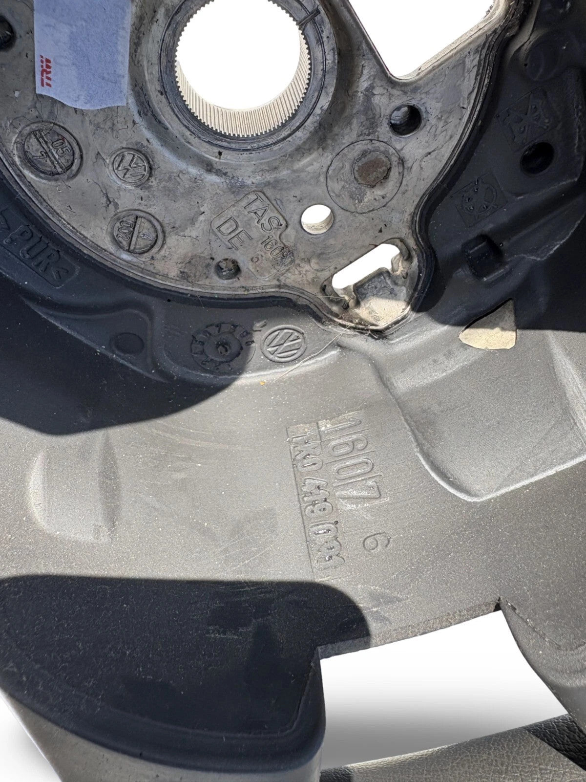 2004 Volkswagen Vw Golf MK5 2003-2009 Drivers Steering Wheel 1k0419091