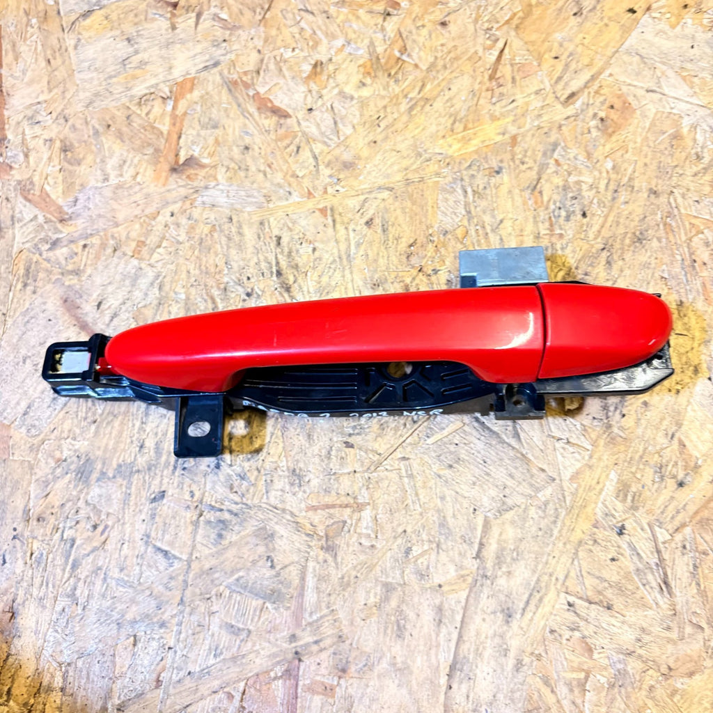 MAZDA 2 MK3 EXTERIOR DOOR HANDLE PASSENGER SIDE REAR LEFT 2007-2014