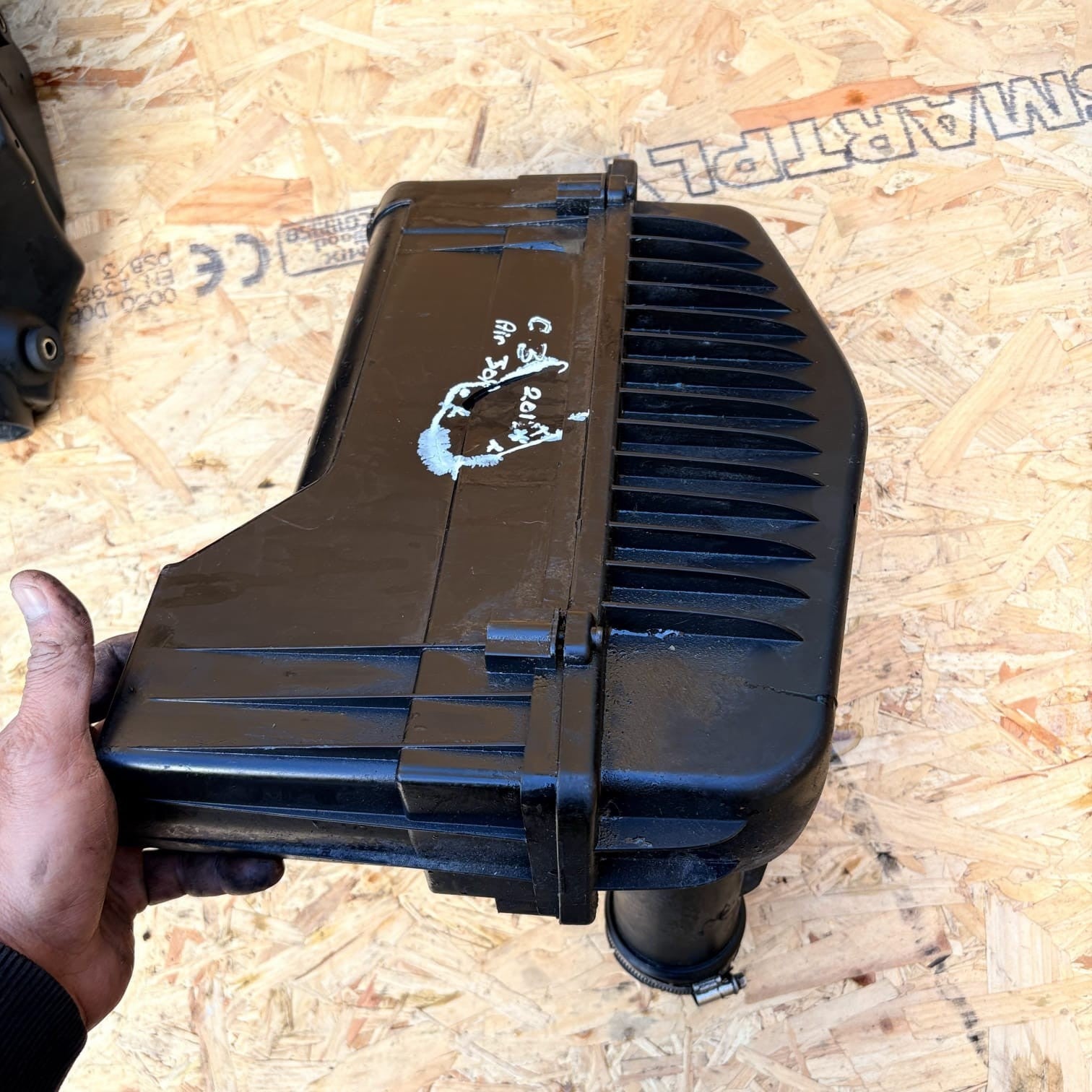 CITROEN C3 MK2 PEUGEOT 207 1.4 AIR FILTER BOX HOUSING UNIT&INTAKE PIPE HOSE 2012