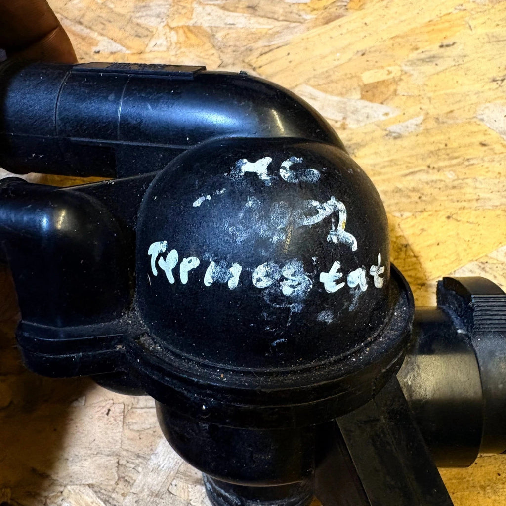 MG ROVER 25 45 ZR ZS 2001-2005 Engine Coolant Thermostat Housing PEN100510