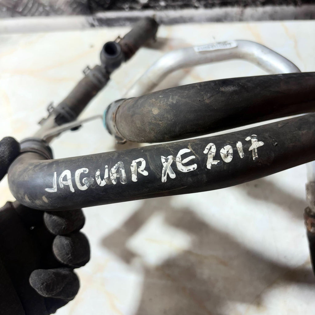 Jaguar XE X760 Engine Coolant Heater Pipe Hose G4D318B402CA 2015-2020