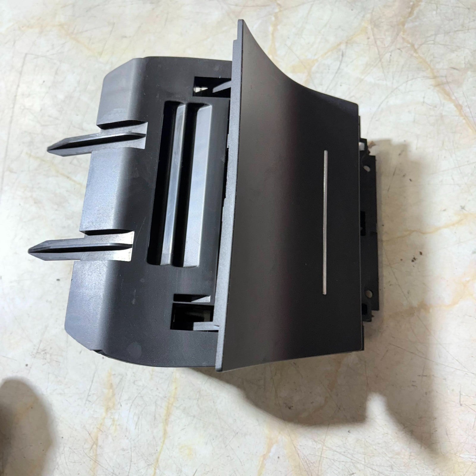 Skoda Octavia Mk2 1Z 2004-2008 RHD Centre Console Ashtray Storage 1Z2857962