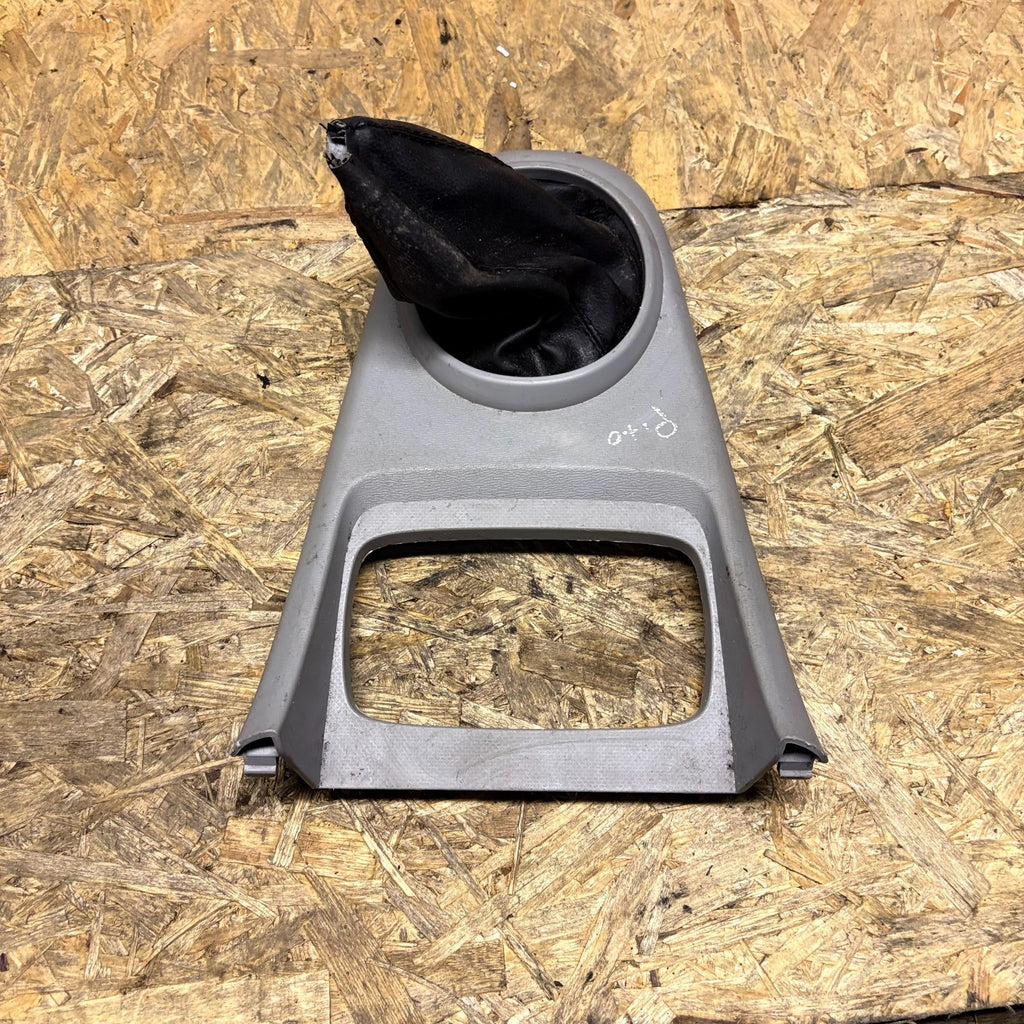 Nissan Pixo 2009-2014 Gear Stick Surround Trim Panel Centre Console 75860-68K0