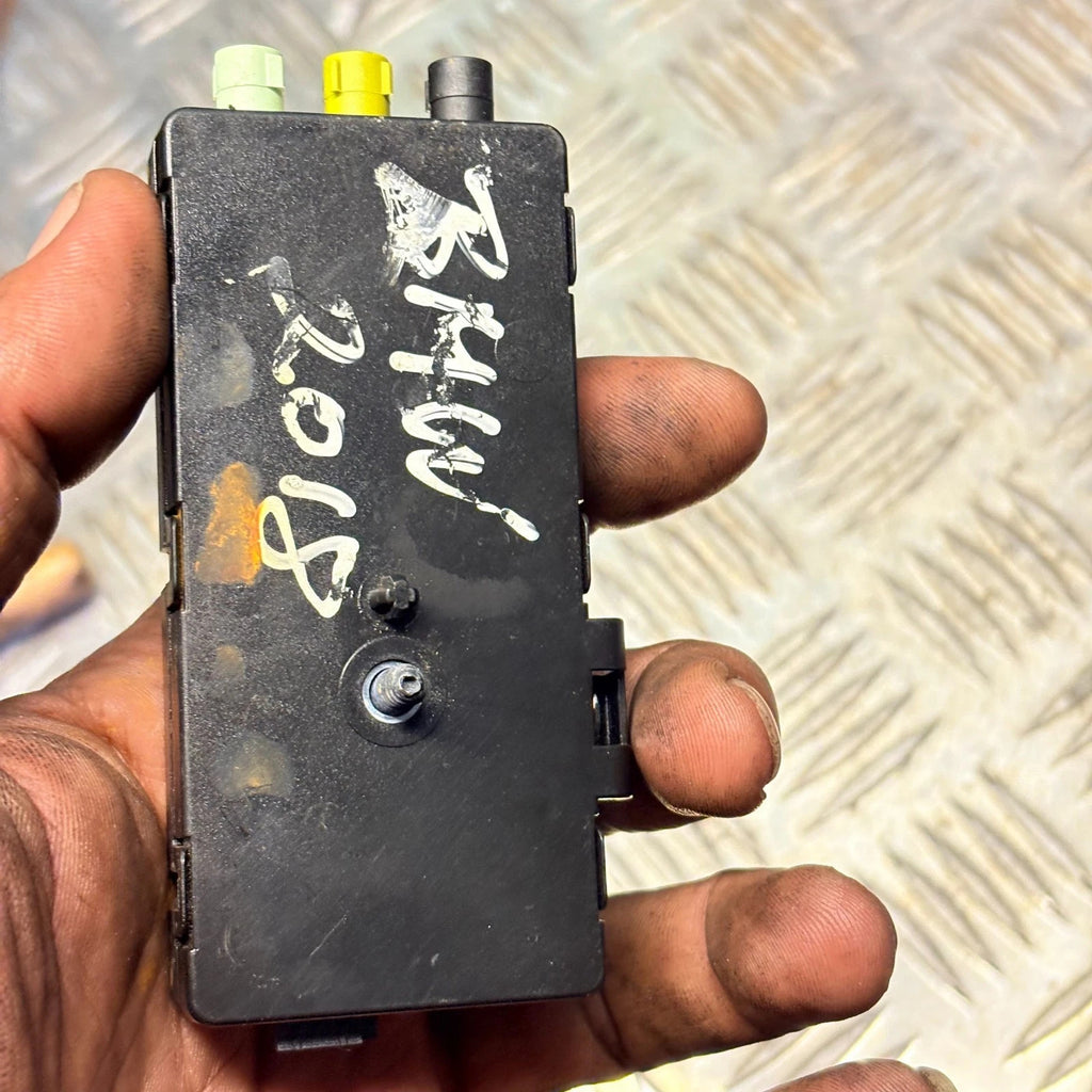 BMW 1 Series 2018 F20/F21 Aerial Booster/Amplifier 9226882-06