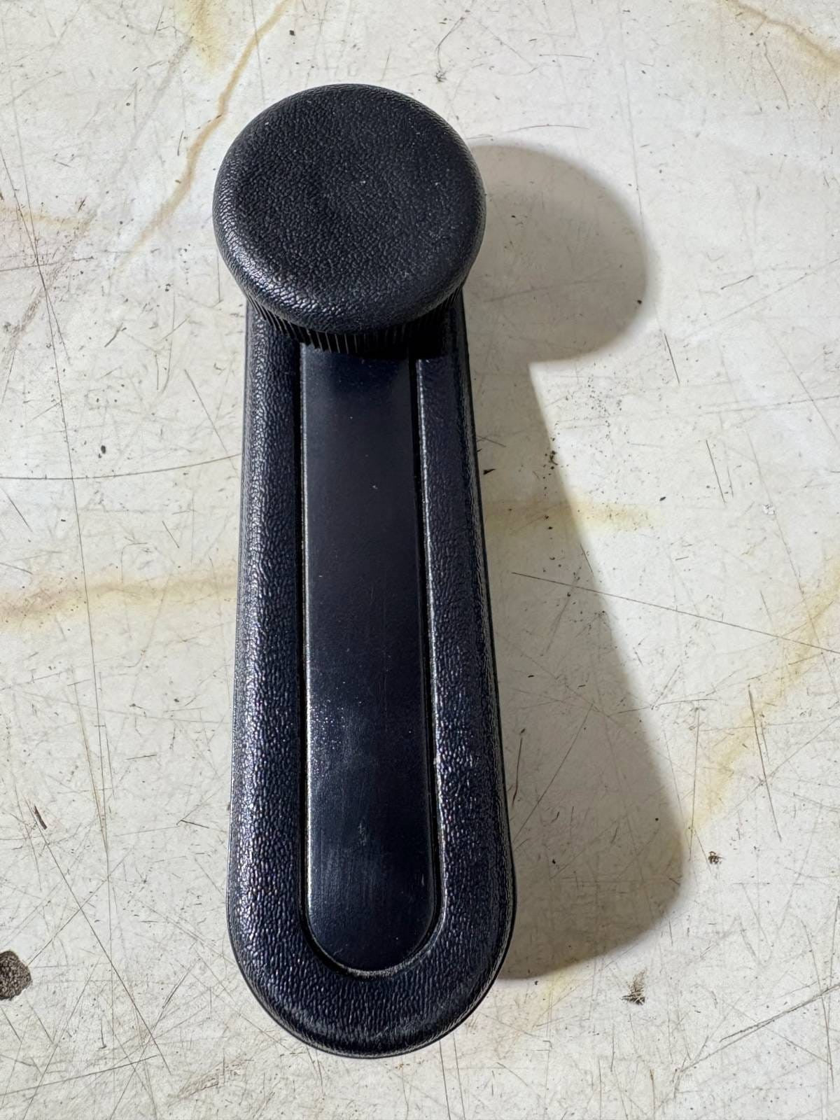 Toyota Rear Door Manual Window Winder Handle Crank Interior 69260-02020