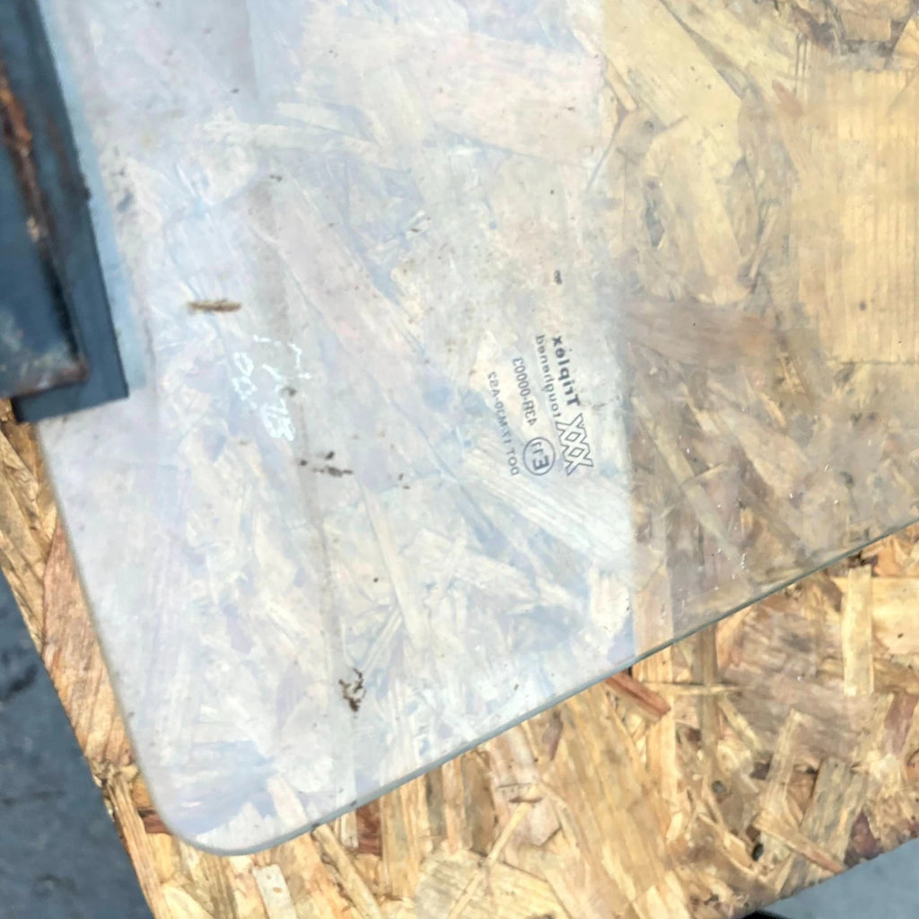 MK4 Ford Transit High Top NSF Front Door Drop Glass Passenger Left 43R-00003