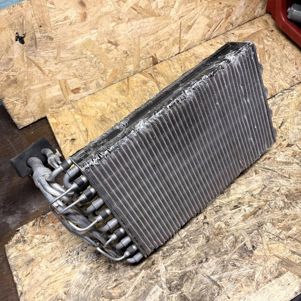 Mercedes Vito 112 Aircon evaporator radiator 2028300184 1996-2003