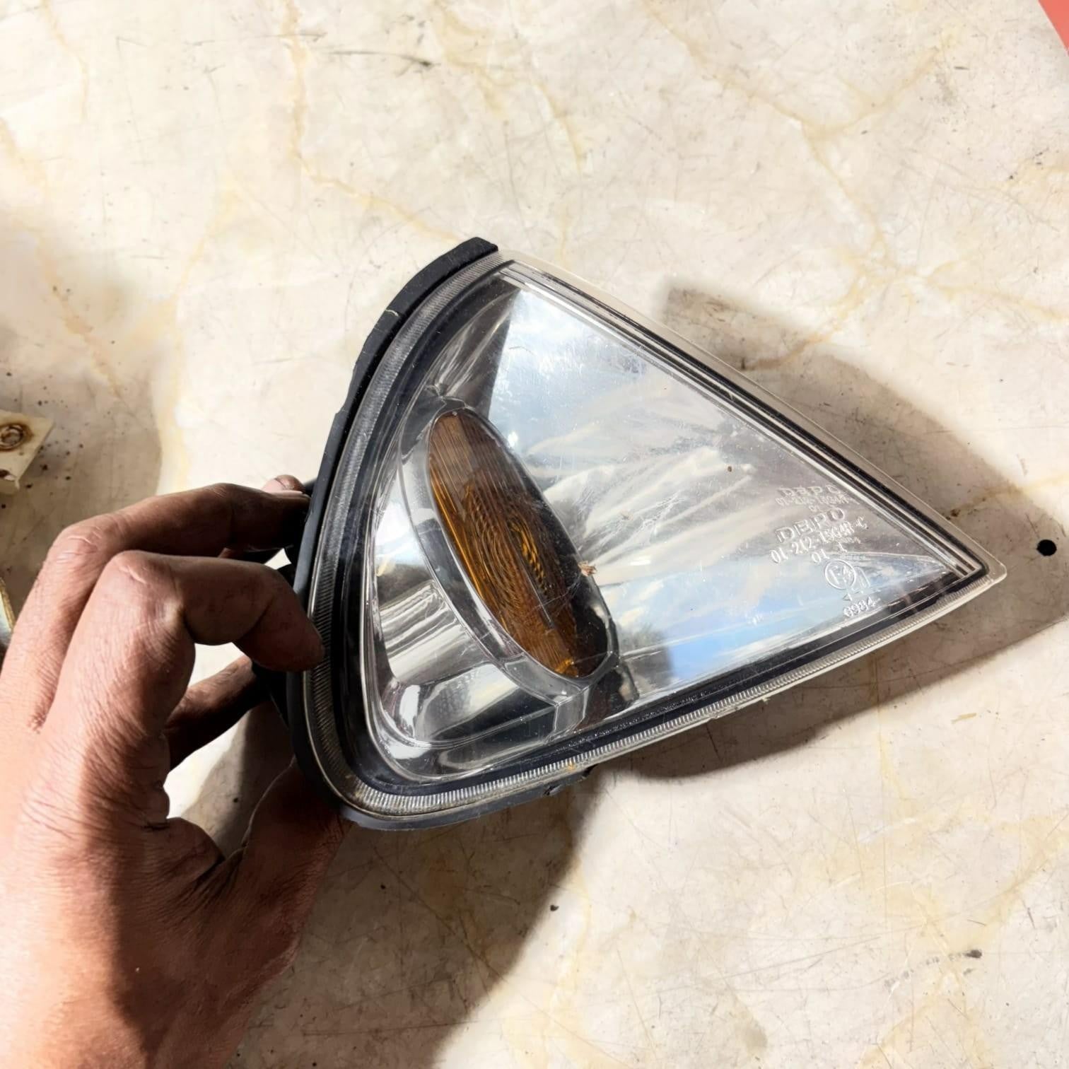 DRIVER FRONT ABAKUS 01-212-15G4R-C Indicator for TOYOTA (OSF)