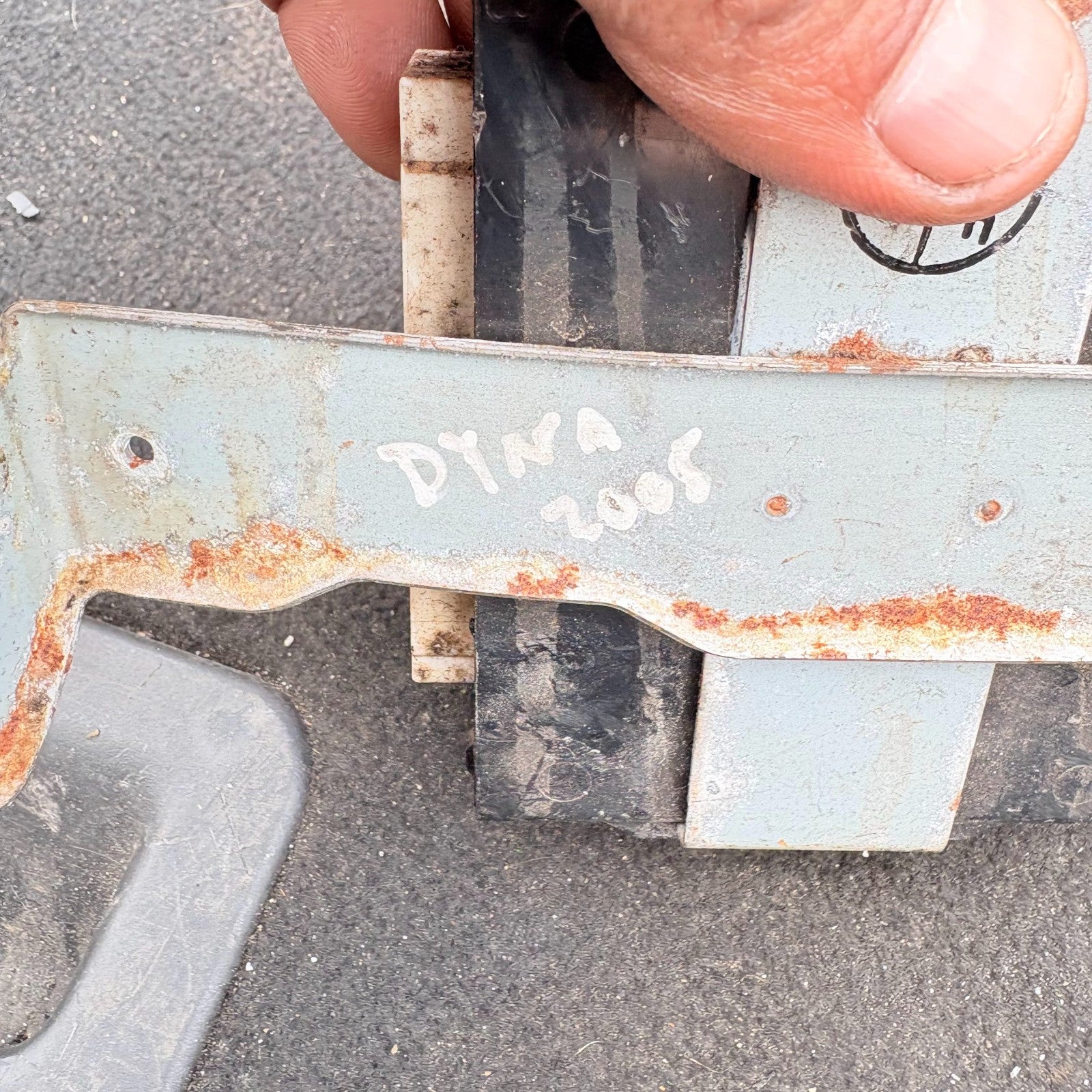 2005 TOYOTA DYNA 300 ABS Control Unit 89540-25010